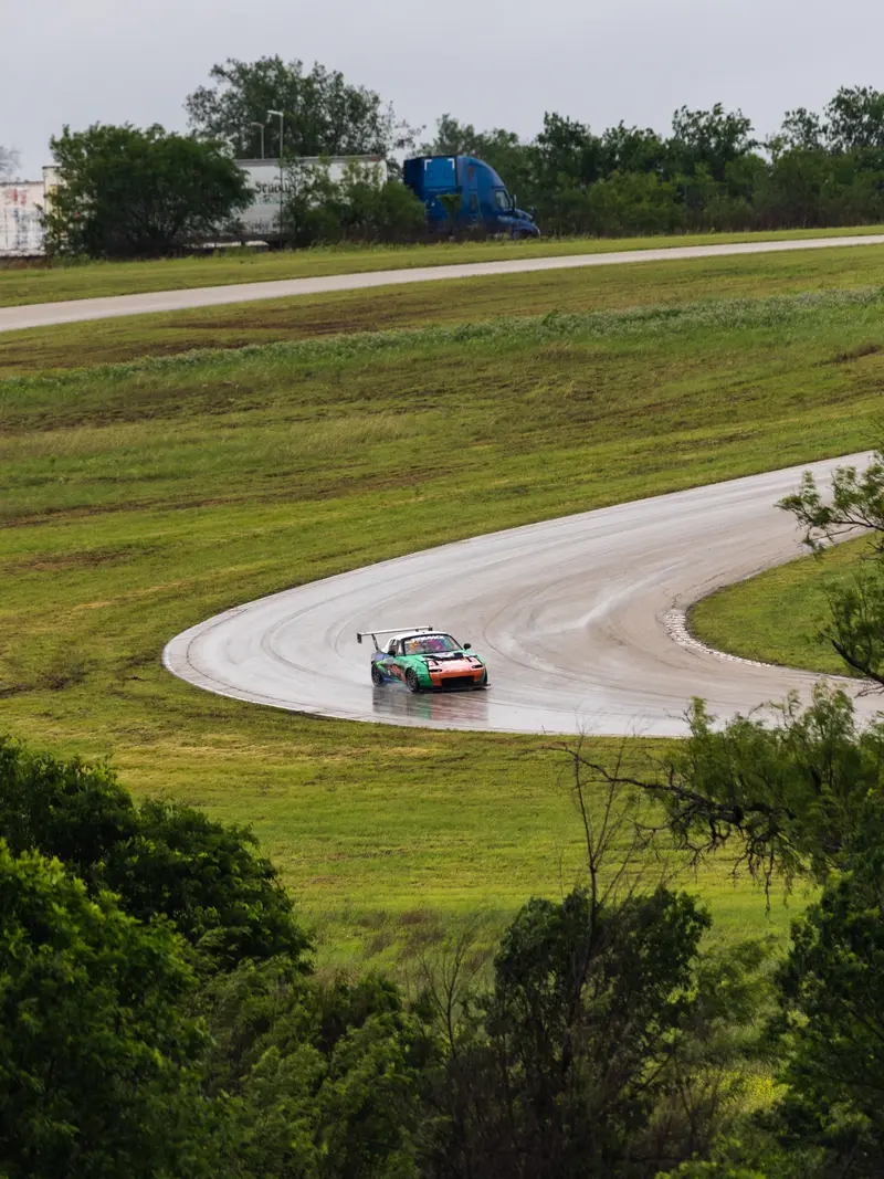 Race photo from evt-2026-hhr-may