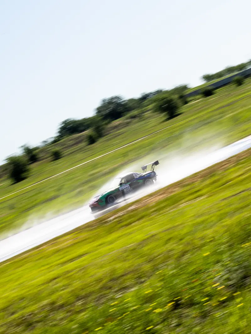 Race photo from evt-2026-hhr-may